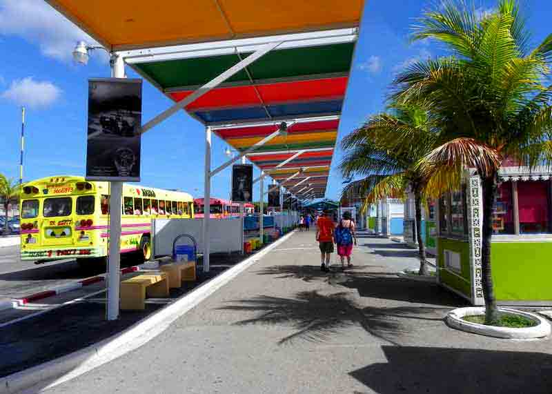 Photo of walk to town from the ship terminal in Aruba cruise port