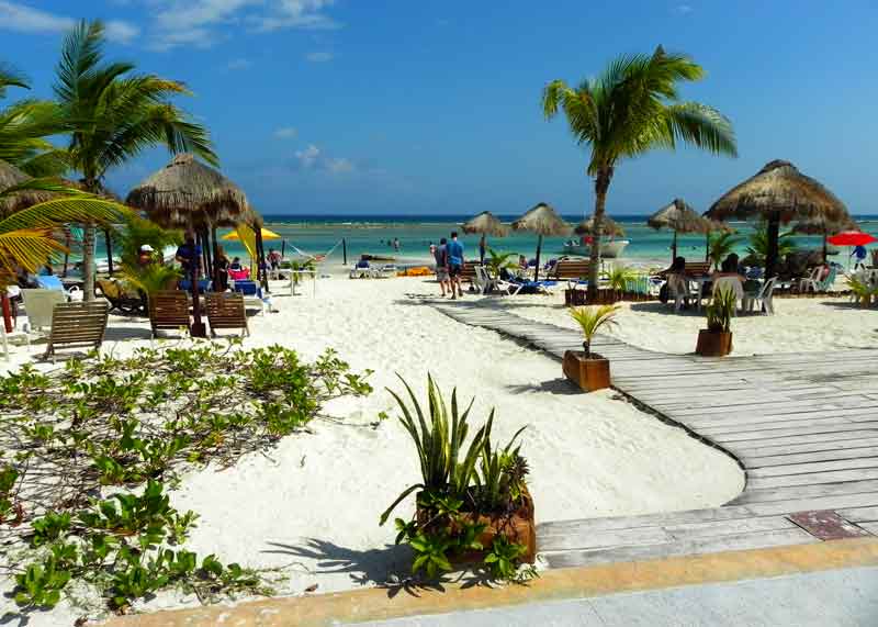 free beach near costa maya cruise port